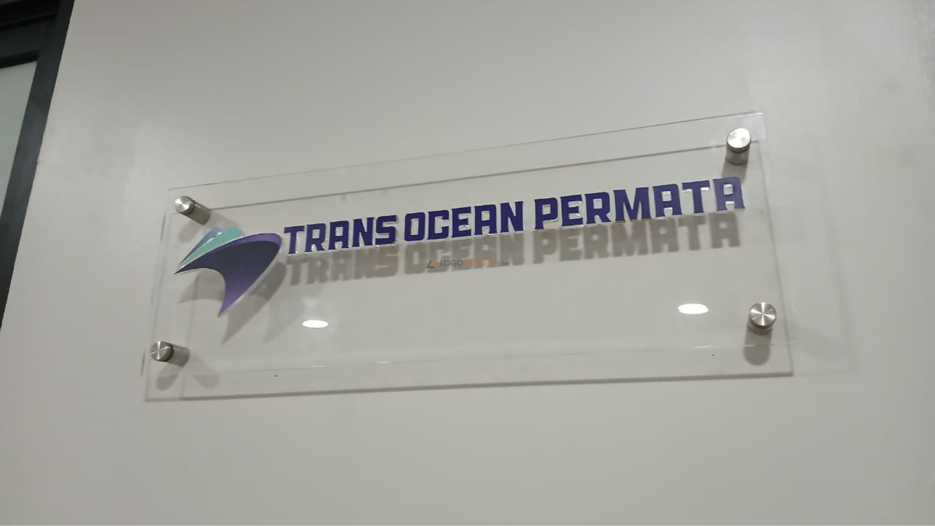 Logo Akrilik Bening