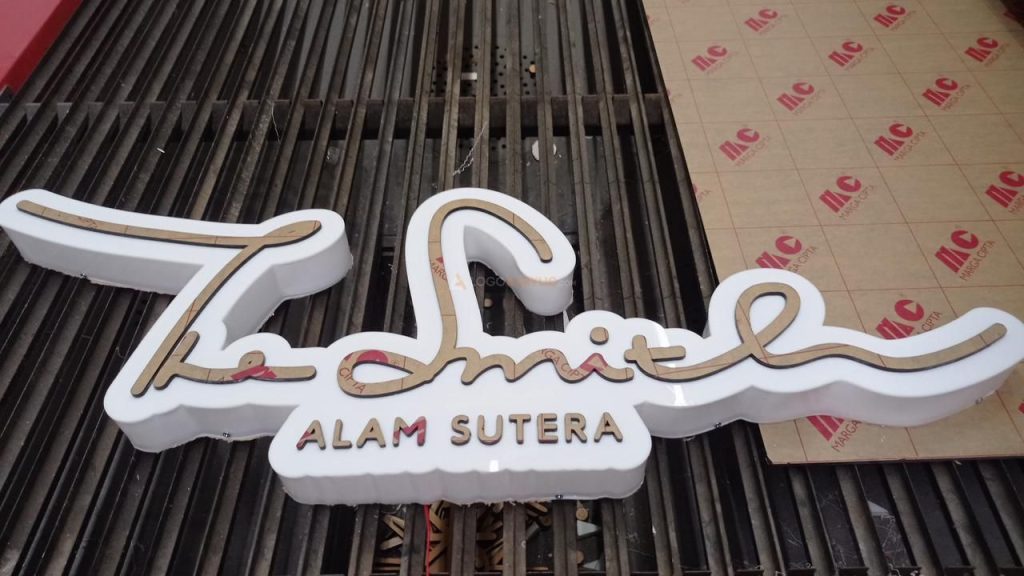 Jasa Neon Box Jakarta
